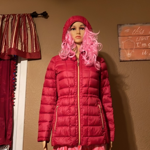 Michael Kors Packable Down Fill Red Jacket S - Picture 2 of 15
